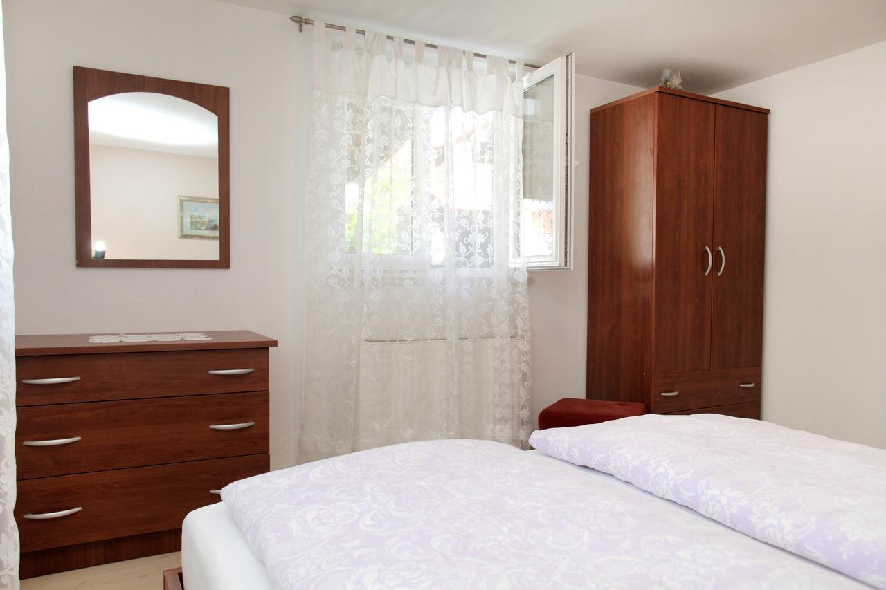Apartment Eva Trogir Exterior photo